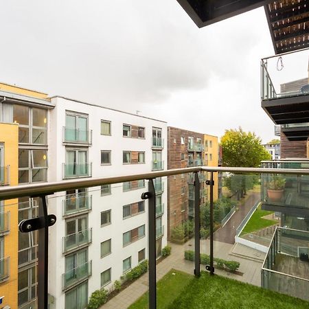 Amazing Modern 2 Bedroom Flat In Greenwich For 4 People 런던 외부 사진