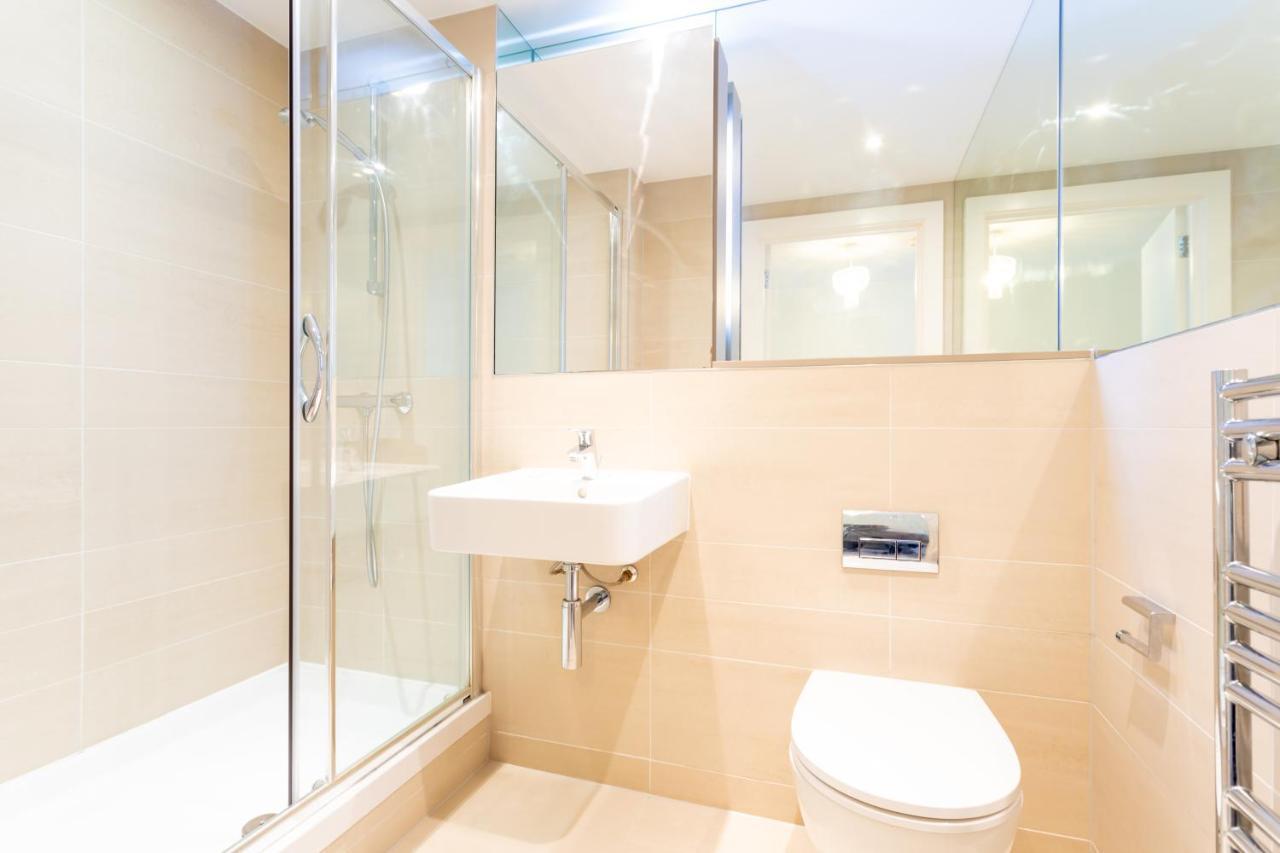 Amazing Modern 2 Bedroom Flat In Greenwich For 4 People 런던 외부 사진