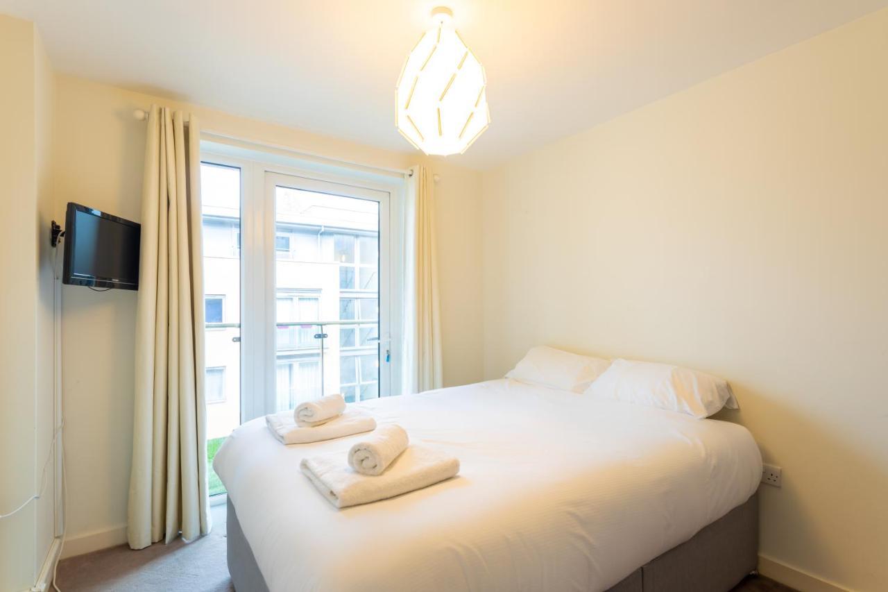 Amazing Modern 2 Bedroom Flat In Greenwich For 4 People 런던 외부 사진