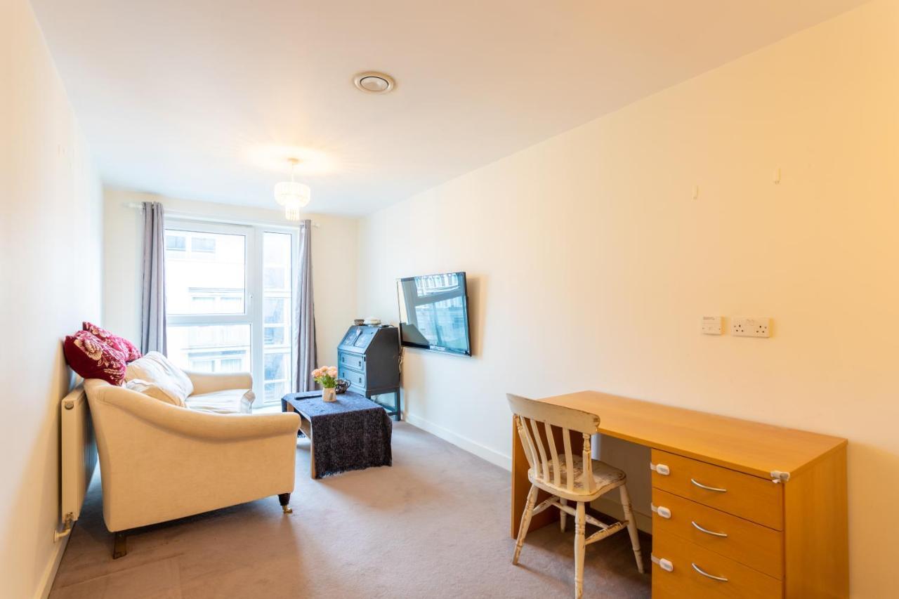 Amazing Modern 2 Bedroom Flat In Greenwich For 4 People 런던 외부 사진